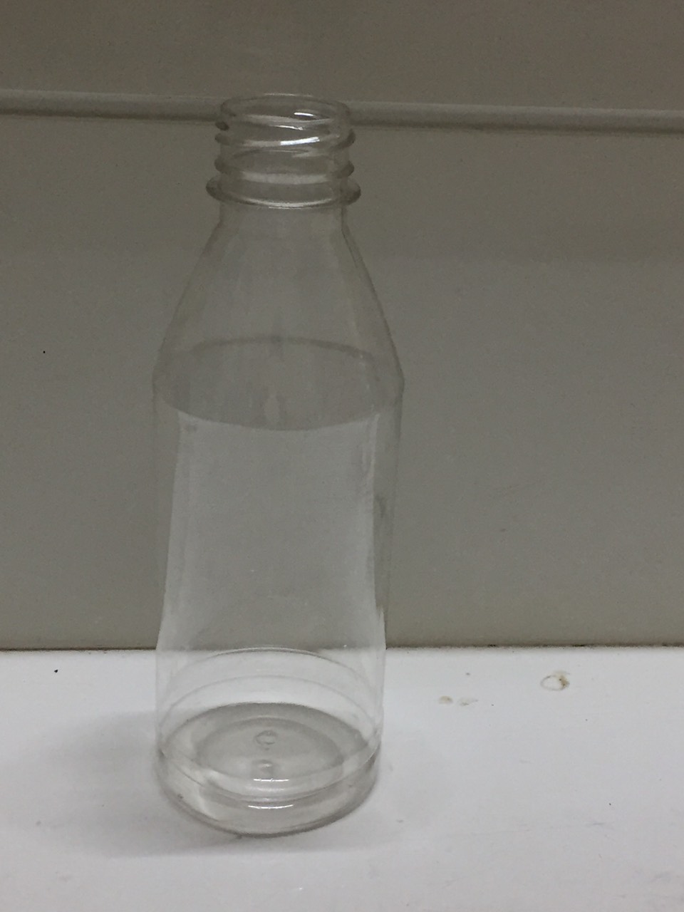 chai đựng 330ml - Nhựa Thiên Phát - Công Ty TNHH Thương Mại Sản Xuất Thiên Phát